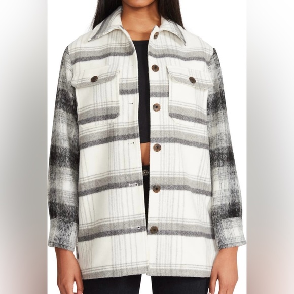 BB Dakota by Steve Madden
Plaid Shacket - Picture 6 of 6